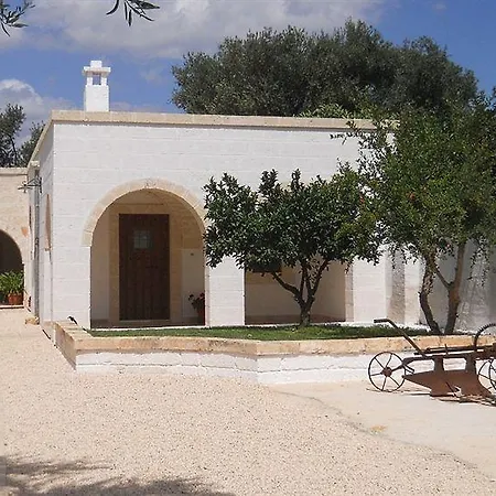 Masseria De Michele Монтальбано